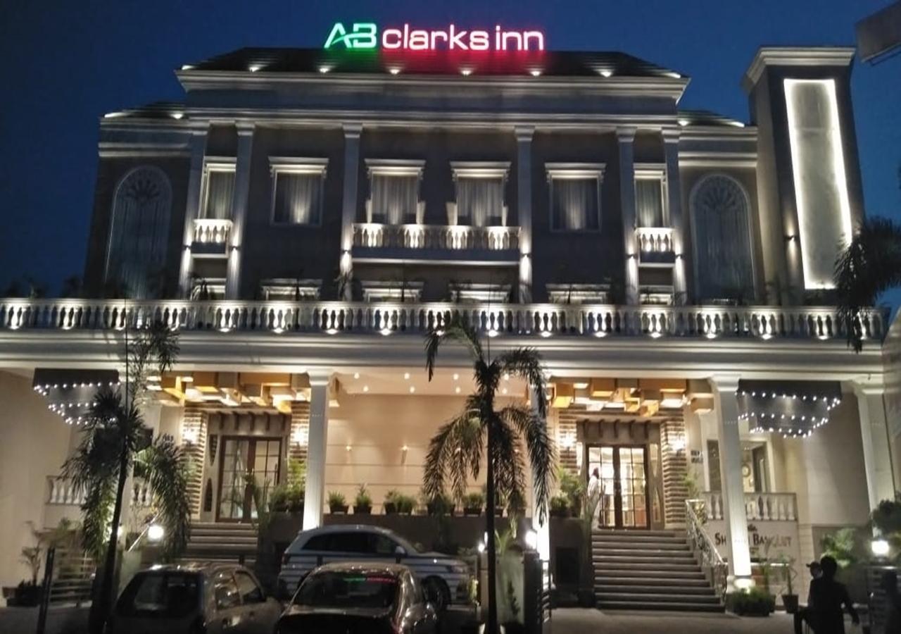 Ab Clarks Inn Jalandhar Exterior photo